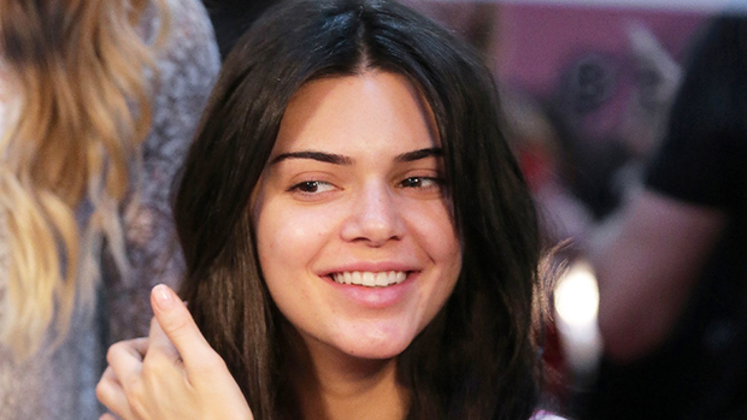 How To Treat Stress Acne Like Kendall Jenner: Dermatologist Tips ...