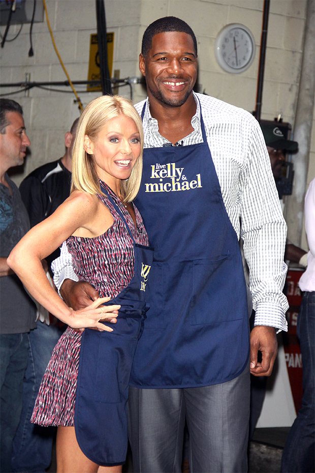 Michael Strahan & Kelly Ripa On 'Live'