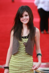 Selena Gomez
'Pirates Of The Caribbean: At Worlds End' World film premiere, Anaheim, California, America - 19 May 2007
May 19. 2007 Anaheim, CA
Walt Disney Pictures and Jerry Bruckheimer Film's world premiere of "Pirates of the Caribbean: At Worlds End"
Selena Gomez 
Photo: ®BEImages