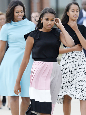 First Lady Michelle Obama with daughters Sasha and Malia ObamaPope Francis visit to Washington DC, America - 22 Sep 2015First Lady Michelle Obama with daughters Sasha and Malia arrive to welcome His Holiness Pope Francis I on his arrival at Joint Base Andrews in Maryland. The Pope is making his first trip to the United States on a three-city, five-day tour that will include Washington, D.C., New York City and Philadelphia.