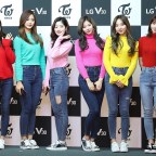 South Korean girl group TWICE, Seoul, Korea - 09 Dec 2017