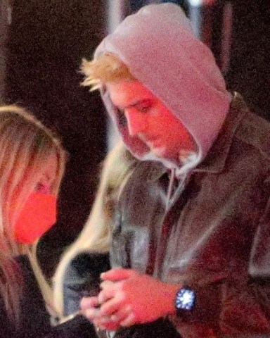West Hollywood, CA  - *EXCLUSIVE*  - Old flames G Eazy and Ashley Benson continue to spark reconciliation rumors as they are seen getting cozy after enjoy another night together in West Hollywood.

Pictured: G Eazy, Ashley Benson

BACKGRID USA 8 JANUARY 2022 

BYLINE MUST READ: BACKGRID

USA: +1 310 798 9111 / usasales@backgrid.com

UK: +44 208 344 2007 / uksales@backgrid.com

*UK Clients - Pictures Containing Children
Please Pixelate Face Prior To Publication*