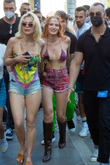 Superstar Bella Thorne and her boy-friend, musician Benjamin Mascolo, made a surprise appearance at the Italian gay pride in Milano.

Pictured: Bella Thorne
Ref: SPL5234846 250621 NON-EXCLUSIVE
Picture by: PMPhoto / SplashNews.com

Splash News and Pictures
USA: +1 310-525-5808
London: +44 (0)20 8126 1009
Berlin: +49 175 3764 166
photodesk@splashnews.com

World Rights