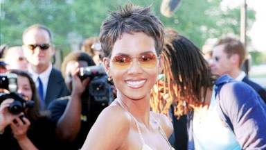 Halle Berry at the X-Men premiere in 2000