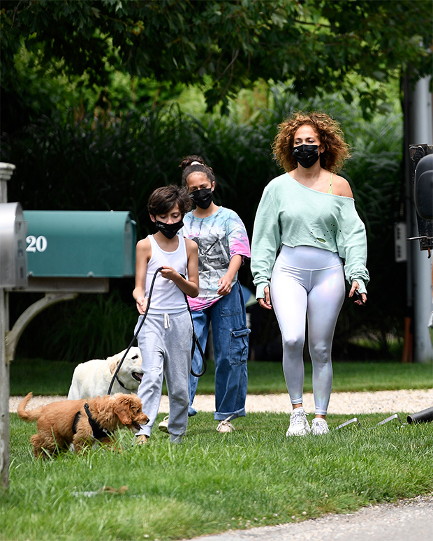 Jennifer Lopez & her twins