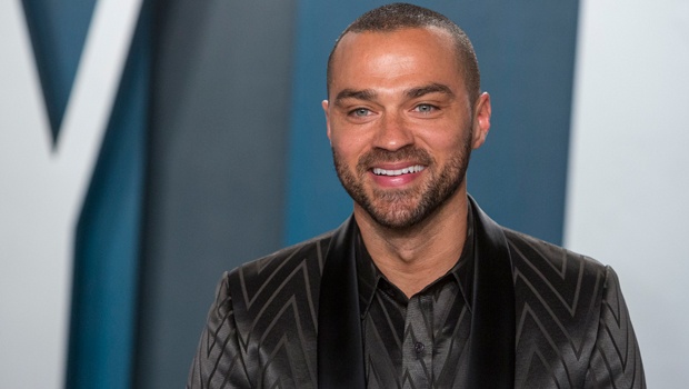 Grey S Anatomy Star Jesse Williams Debuts Blue Hair Makeover Photos Hollywood Life
