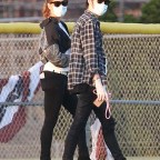 Kate Beckinsale Boyfriend goody grace Stroll In Malibu Quarantine