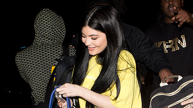 Kylie Jenner Rocks Rare Birkin On Private Plane With Mom Kris – Hollywood  Life