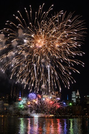 First night of Macy's fireworks display over the Empire State Building for the 4th of July week in Queens, New York City, United States on June 29, 2020. The City decided not to declare the time and locations of firework displays to public due to Covid-19 measures.
Macy's 4th of July fireworks display, New York, USA - 29 Jun 2020