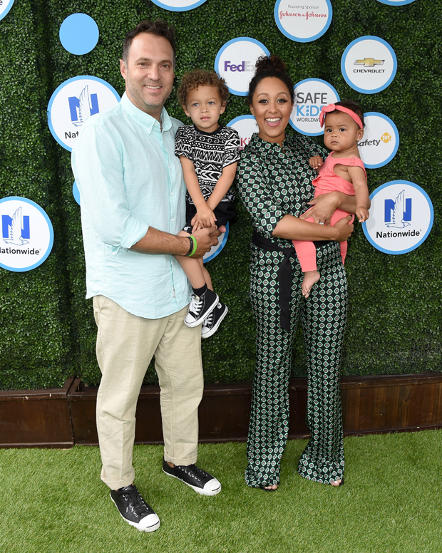 Tamera Mowry Cuddles Son Aden Daughter Ariah In New Instagram Pic Hollywood Life