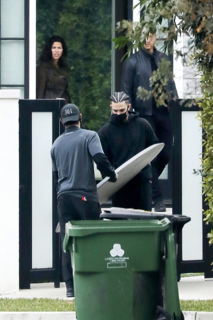 Justin Hartley & Justin Hartley are seen getting a table delivered
