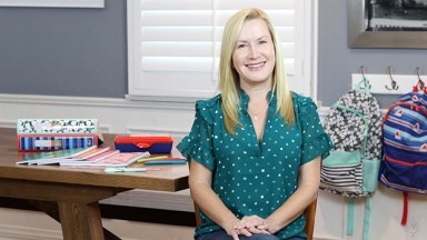 angela kinsey