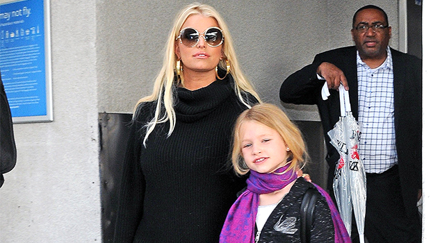 Jessica Simpson Shares Sweet Selfie with Lookalike Daughter