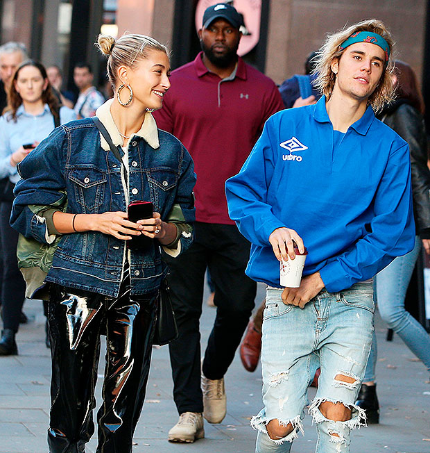 Justin Bieber & Hailey Baldwin Reuniting With Shawn Mendes Not Awkward ...