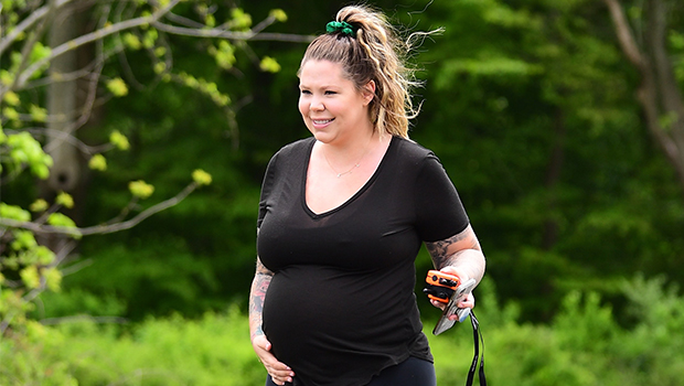 Kailyn Lowry ‘struggled After Chris Lopezs Aunt ‘leaked Pregnancy Hollywood Life 