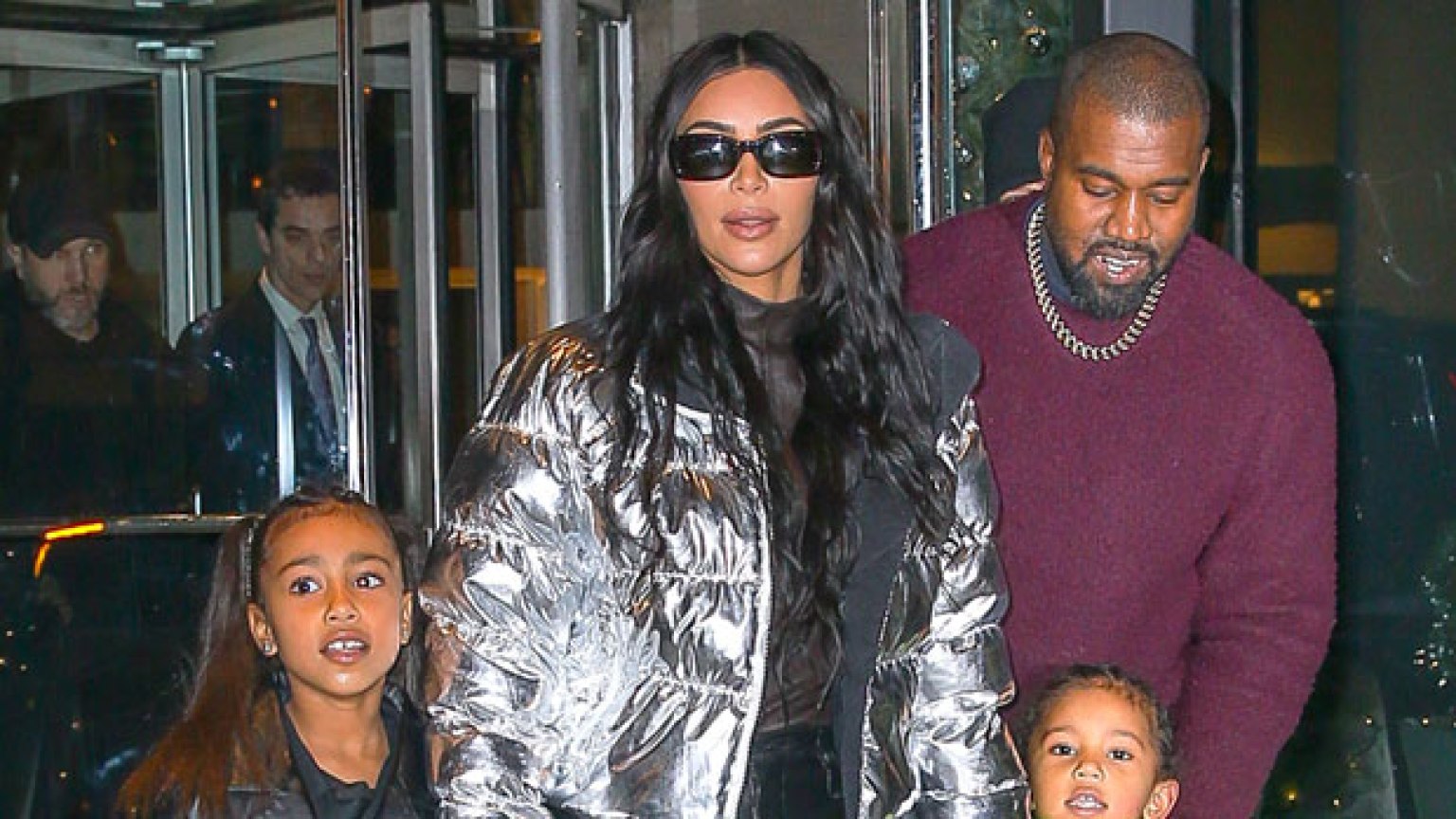 Kanye West & Daughter North Smile & Pose In Vacation Pic – Hollywood Life