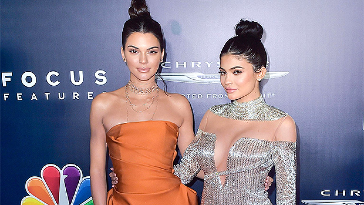 Kendall Jenner Posts Selfie Video & Looks Just Like Sis Kylie ...