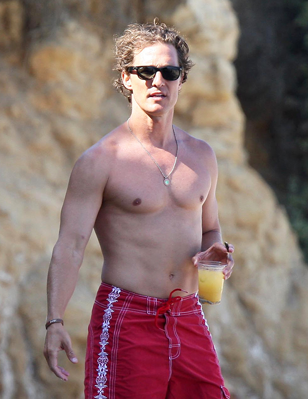 Matthew Mcconaughey Posts Shirtless Throwback Pic On Ig Fans Freak Hollywood Life