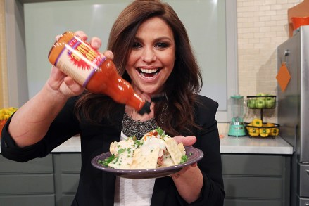 Rachael Ray poses with her Lobster Newburg Nachos made with lobster tail, Old Bay Seasoning, hot sauce and served over crackers and salt and vinegar chips.  Pictured: Rachel Ray Ref: SPL956870 200215 NON-EXCLUSIVE Picture by: SplashNews.com  Splash News and Pictures USA: +1 310-525-5808 London: +44 (0)20 8126 1009 Berlin: +49 175 3764 166 photodesk@splashnews.com  World Rights