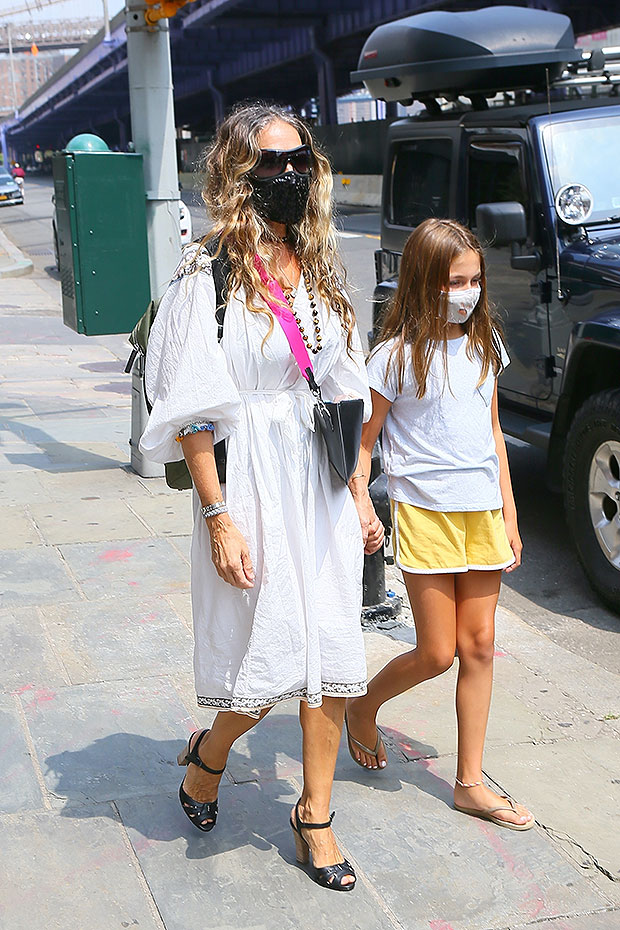 Sarah Jessica Parker And Daughter Marions Shoe Store Outing At Sjp