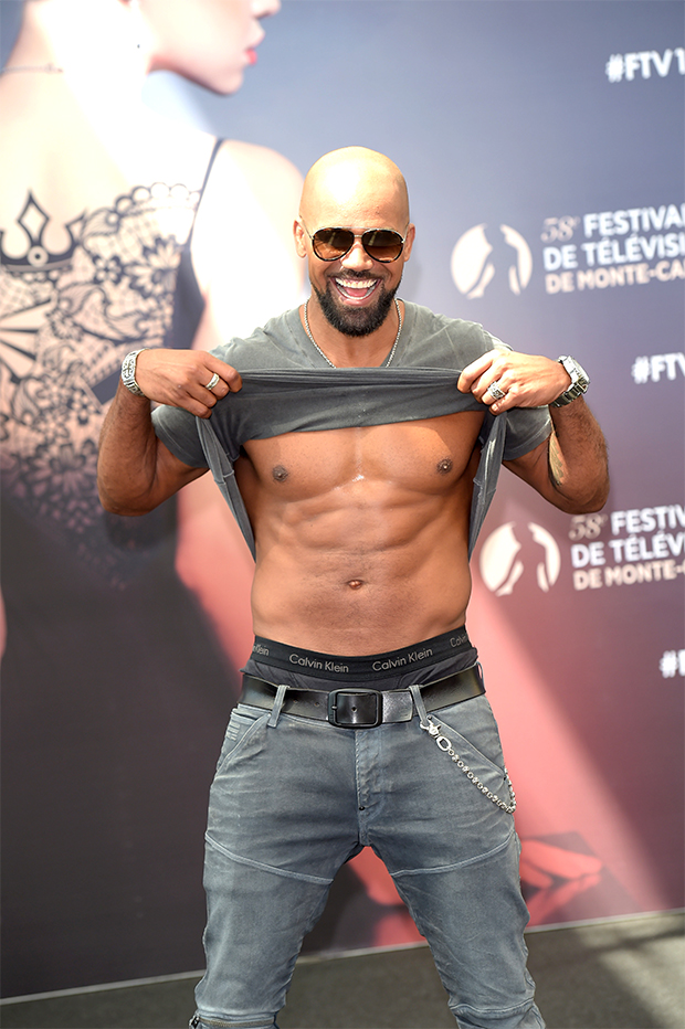 Shemar Moore S Shirtless Dancing On ‘soul Train Throwback Videos Go