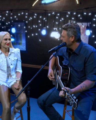 Gwen Stefani and Blake Shelton perform for the 55TH ACADEMY OF COUNTRY MUSIC AWARDS™. Hosted by Keith Urban, the 55TH ACM AWARDS™ will be broadcast Wednesday, Sept. 16 (live 8:00-11:00 PM ET/delayed PT) on the CBS Television Network, and available to stream live and on demand on CBS All Access. Photo Credit: CBS