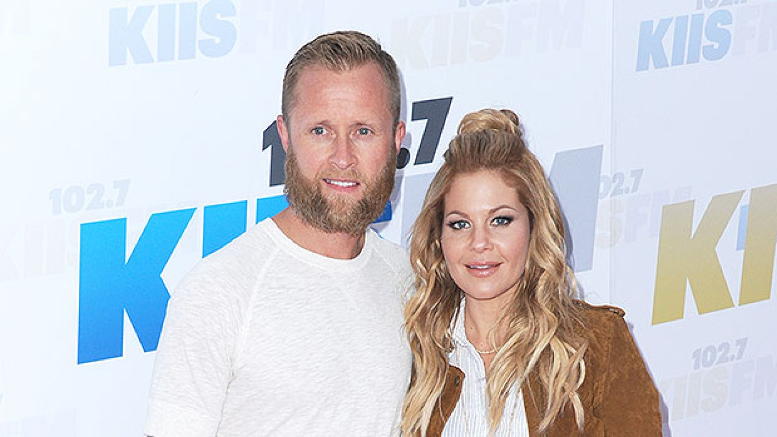 Candace Cameron Bure Re-Posts Pic Of Husband ‘Grabbing’ Her ‘Boob ...