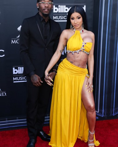 LAS VEGAS, NEVADA, USA - MAY 01: 2019 Billboard Music Awards held at the MGM Grand Garden Arena on May 1, 2019 in Las Vegas, Nevada, United States. 01 May 2019 Pictured: Offset, Cardi B. Photo credit: Xavier Collin/Image Press Agency / MEGA TheMegaAgency.com +1 888 505 6342 (Mega Agency TagID: MEGA410030_001.jpg) [Photo via Mega Agency]