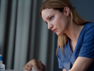 TRANSPLANT -- "Tell Me Who You Are" Episode 102 -- Pictured: Laurence Leboeuf as Dr. Magalie Leblanc -- (Photo by: Yan Turcotte/Sphere Media/CTV/NBC)