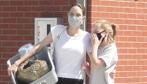 Angelina Jolie & Her Daughter, Vivienne