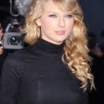 Taylor Swift’s Hairstyles Over The Years: Photos Of All Her Looks ...
