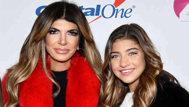 Teresa Giudice And Daughter Gia S New Bikini Pics Enjoying End Of Summer Hollywood Life