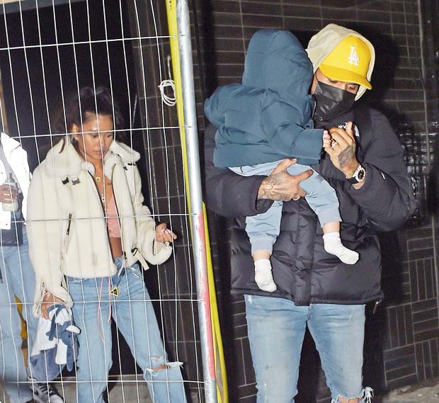 Ammika Harris, Chris Brown & their son Aeko 