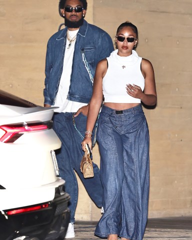 Malibu, CA  - Jordyn Woods makes a stylish appearance alongside boyfriend Karl-Anthony Towns and her mother, stepping out confidently after dinner at Nobu just a day after capturing the internet's attention with a reunion with her ex-best friend Kylie Jenner.Pictured: Jordyn Woods, Karl Anthony Towns, Elizabeth Woods, Jodie WoodsBACKGRID USA 17 JULY 2023 USA: +1 310 798 9111 / usasales@backgrid.comUK: +44 208 344 2007 / uksales@backgrid.com*UK Clients - Pictures Containing ChildrenPlease Pixelate Face Prior To Publication*