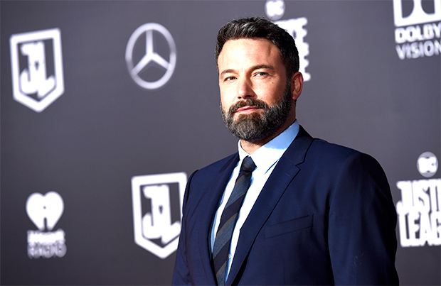 Ben Affleck Shaves Beard: Show Clean Face In Matt Damon ...