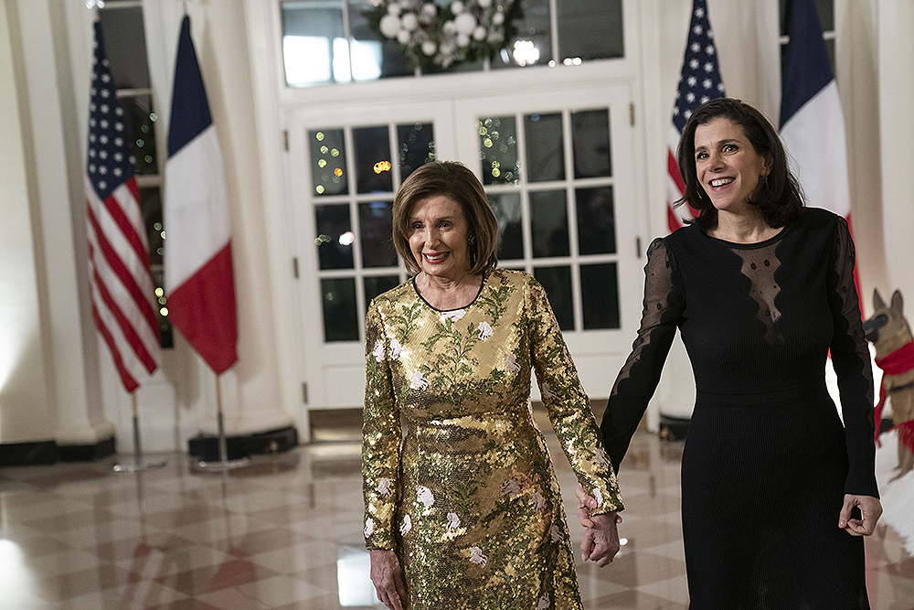 Guests arrive to attend a State Dinner in honor of President Emmanuel Macron and Brigitte Macron of France hosted by United States President Joe Biden and first lady Dr. Jill Biden at the White House in Washington, DC on Thursday, December 1, 2022
Credit: Sarah Silbiger / Pool via CNP

Pictured: Nancy Pelosi,Alexandra Pelosi
Ref: SPL5507312 011222 NON-EXCLUSIVE
Picture by: Ron Sachs/CNP / SplashNews.com

Splash News and Pictures
USA: +1 310-525-5808
London: +44 (0)20 8126 1009
Berlin: +49 175 3764 166
photodesk@splashnews.com

World Rights, No France Rights