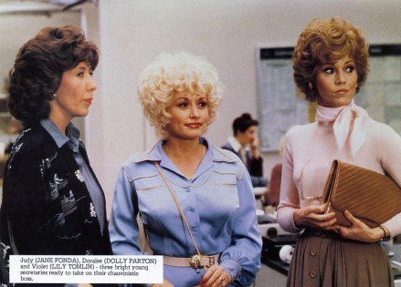 NINE TO FIVE, (aka 9 TO 5), from left: Lily Tomlin, Dolly Parton, Jane Fonda, 1980, TM & Copyright © 20th Century Fox Film Corp./courtesy Everett Collection