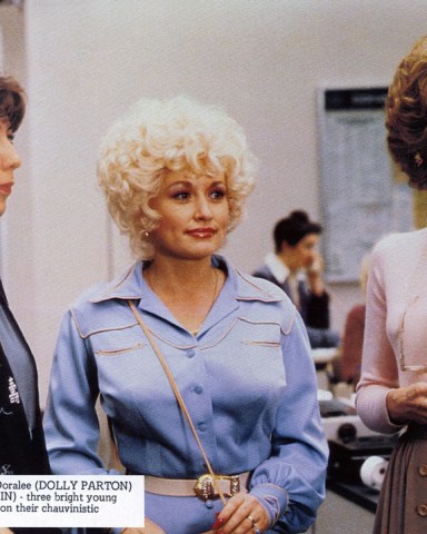 NINE TO FIVE, (aka 9 TO 5), from left: Lily Tomlin, Dolly Parton, Jane Fonda, 1980, TM & Copyright © 20th Century Fox Film Corp./courtesy Everett Collection