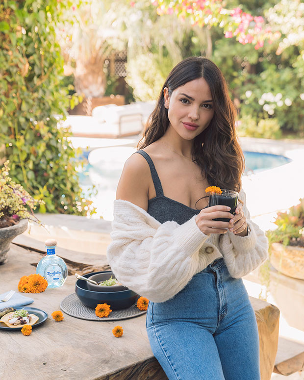 38 Facts about Eiza Gonzalez 