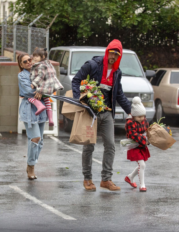 Eva Mendes, Ryan Gosling & Kids