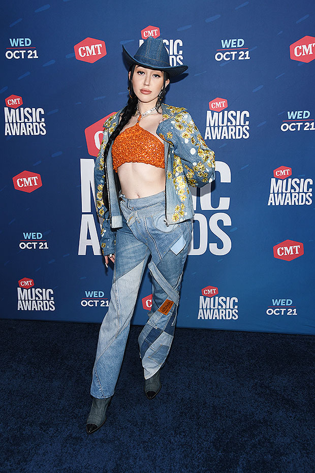 noah cyrus cmt awards