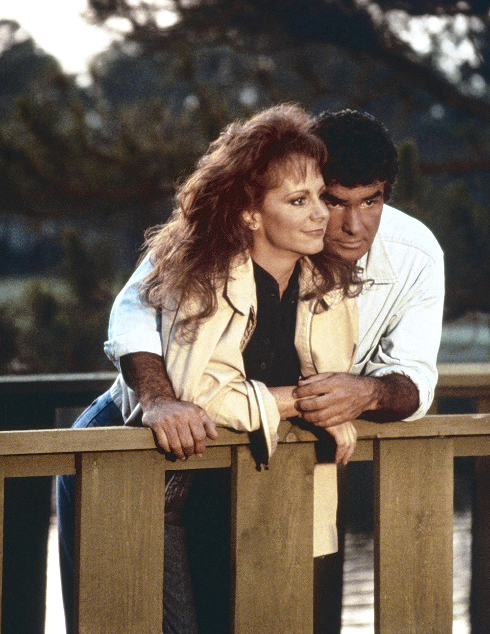 THE MAN FROM LEFT FIELD, from left: Reba McEntire, Burt Reynolds, 1993, © CBS/courtesy Everett