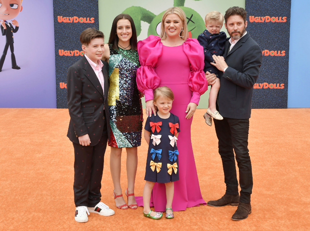 Kelly Clarkson and family