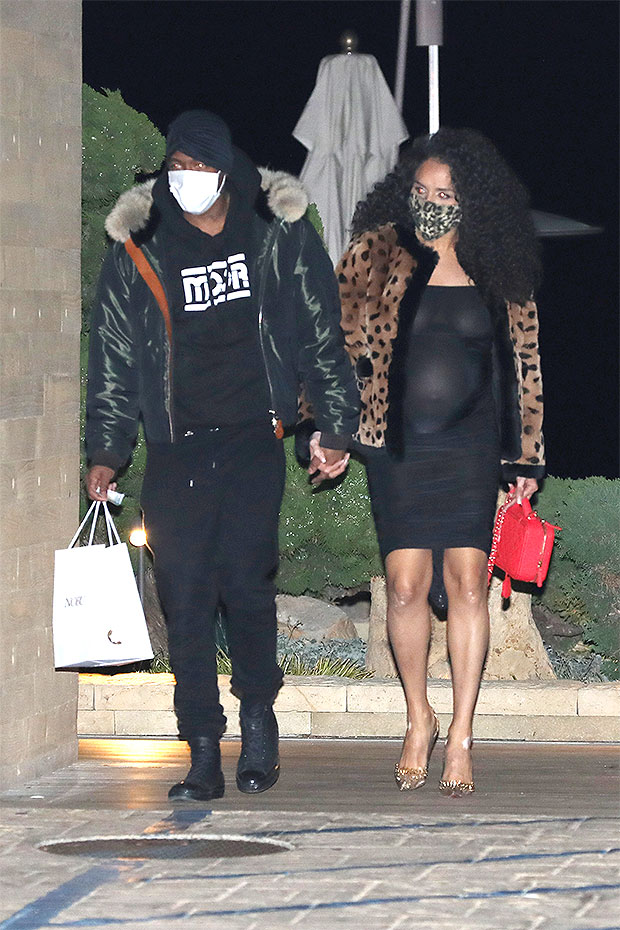 Nick Cannon & Pregnant Ex Brittany Bell Hold Hands & Spark ...