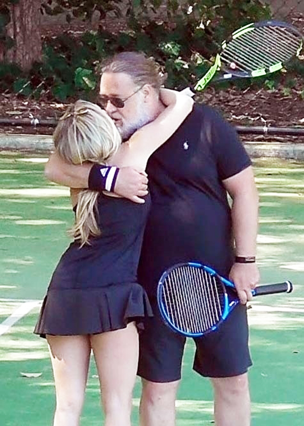 Russell Crowe and Britney Theriot