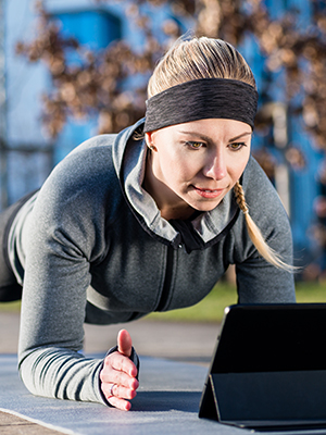 Best Workout Headbands That Are Just As Good As Lululemon