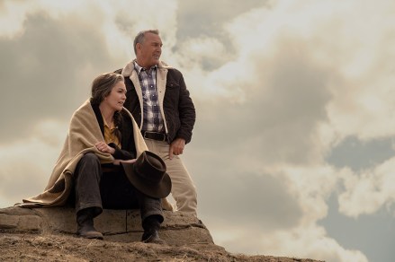 Diane Lane (left) stars as “Margaret Blackledge” and Kevin Costner (right) stars as “George Blackledge” in director Thomas Bezucha’s LET HIM GO, a Focus Features release. Credit : Kimberley French / Focus Features