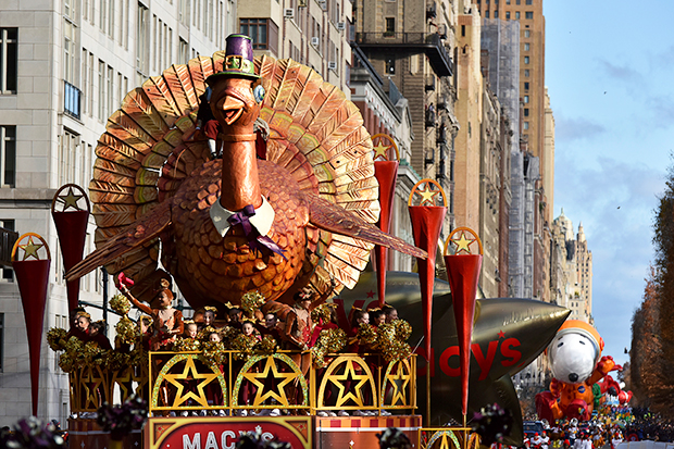 Thanksgiving best sale parade online