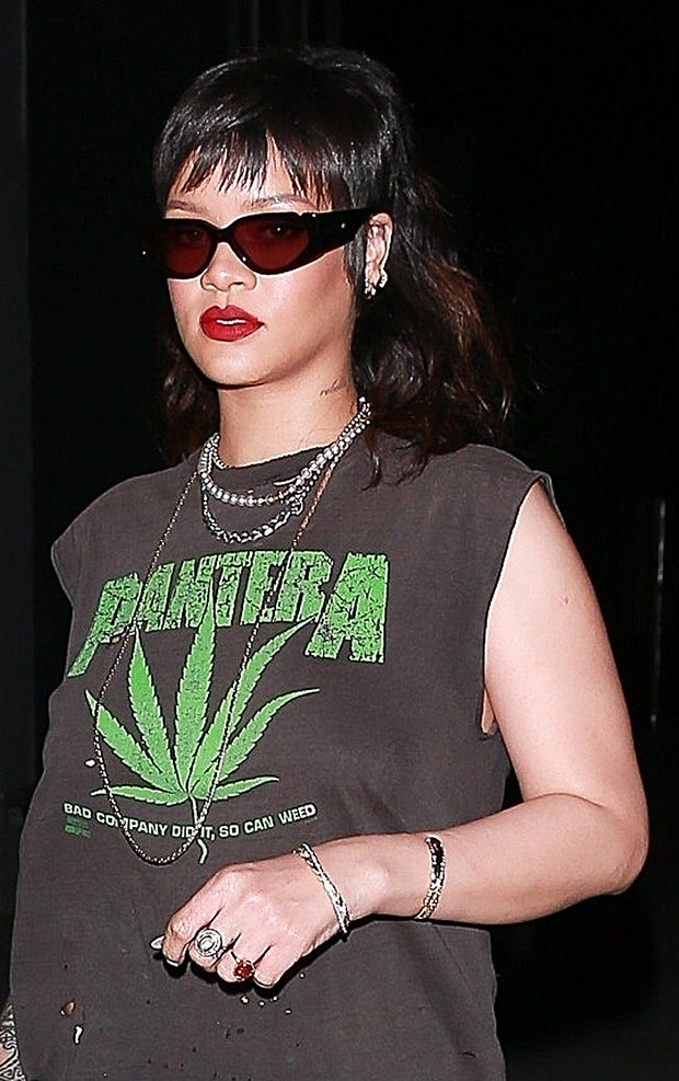 Rihanna mullet