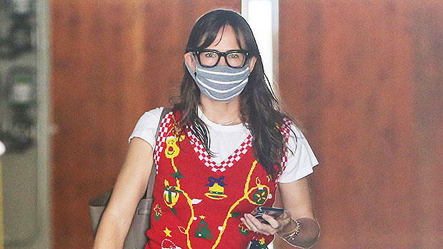 Jennifer Garner joyfully rocks a Christmas sweater vest as she